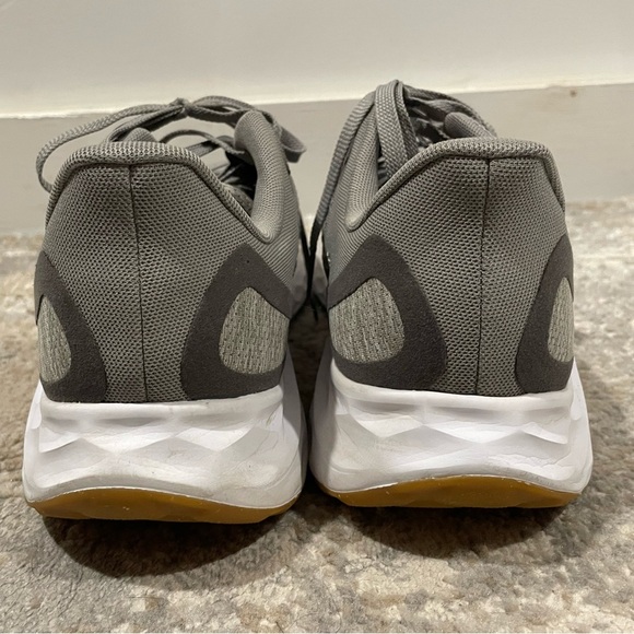 New Balance Fresh Foam Arishi V4 Gray Running Athletic Shoes Sneakers Size 12 - Picture 5 of 10